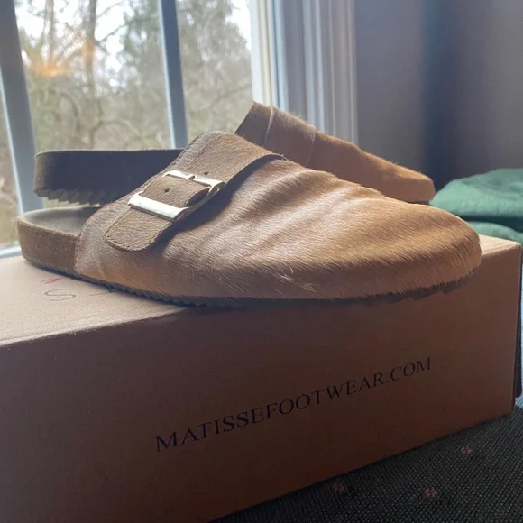 Clogs - Picture 3 of 7